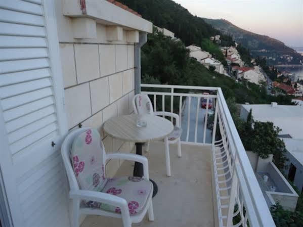 Peric Rooms ดูบรอฟนิก ภายนอก รูปภาพ