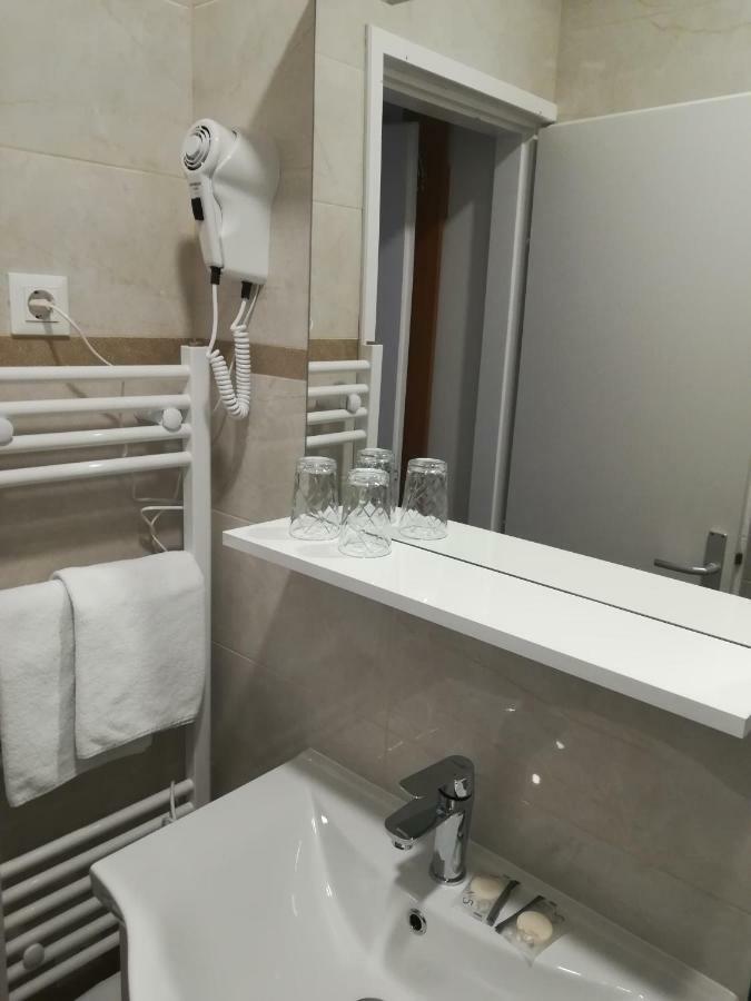 Peric Rooms ดูบรอฟนิก ภายนอก รูปภาพ